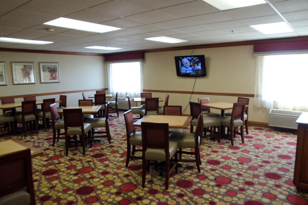 Baymont By Wyndham Evansville North/Haubstadt Warrenton Extérieur photo